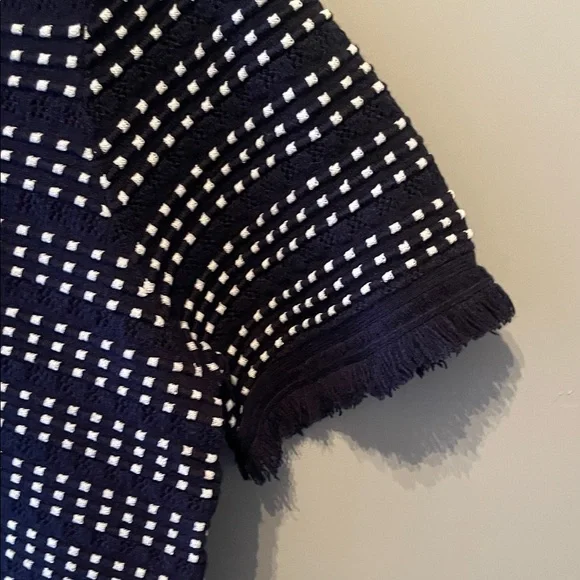 Adrianna Papell Navy and White V-Neck Sweater with fringe Size Large - Picture 6 of 10